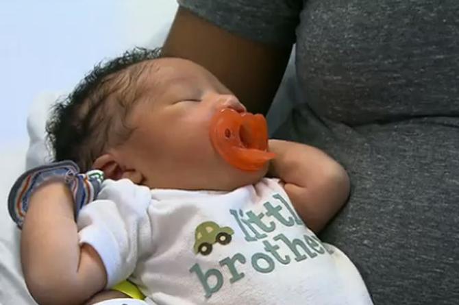 Nace bebé durante tornado