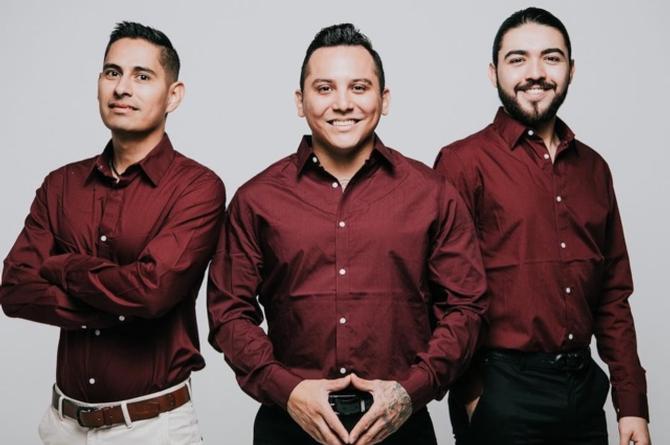 Regresan a MÃ©xico los integrantes de La Trakalosa de Monterrey