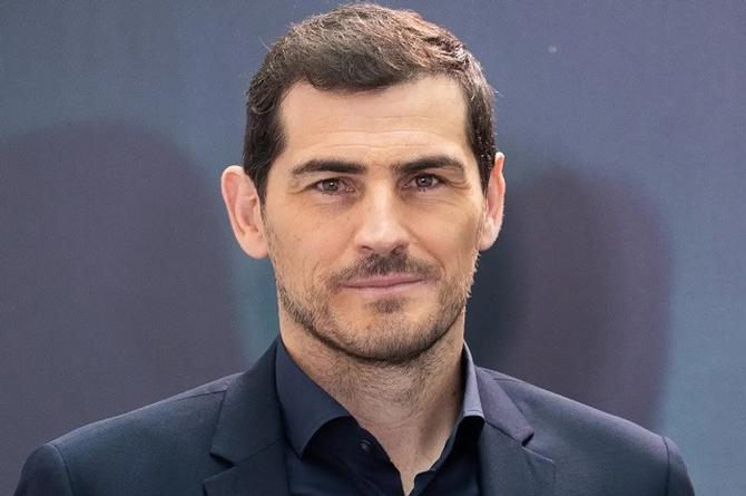 ¡Falsa alarma! Iker Casillas no es gay, le hackearon su cuenta 