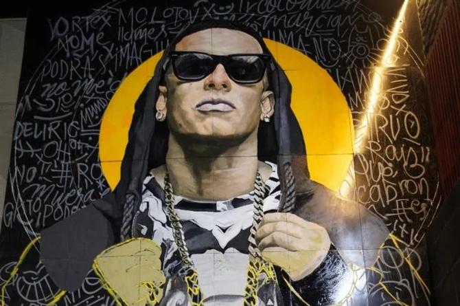 Realizan espectacular mural en honor a Daddy Yankee en antro de Veracruz (+fotos)