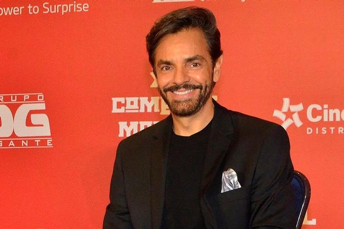 Eugenio Derbez revela que ya no podría levantar su hombro tras accidente (+video)