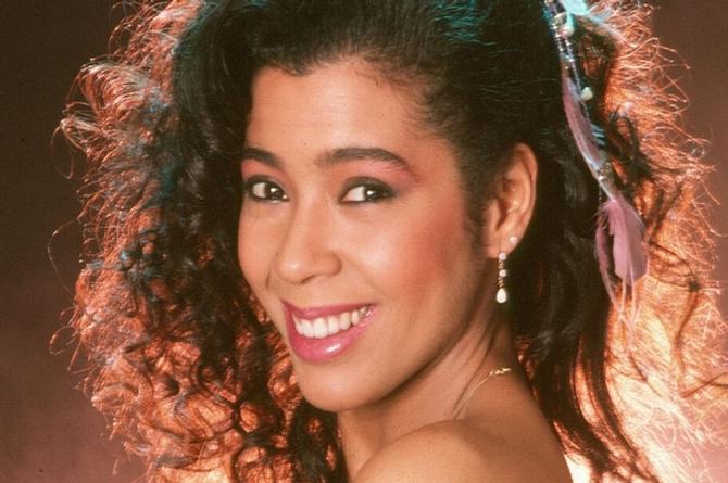 Hallan muerta a Irene Cara, cantante de las canciones de Flashdance y Fama