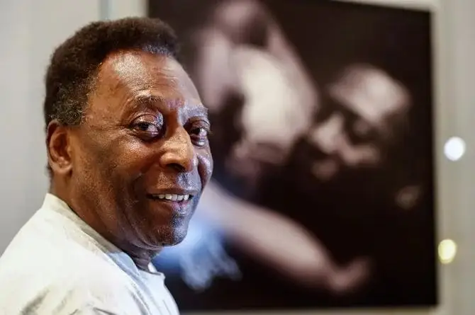 ¡Pelé hospitalizado, se agrava su salud!