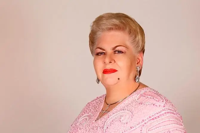 Paquita la del Barrio delicada de salud; lleva 4 días dormida (+video)