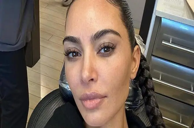 Así luce Kim Kardashian sin maquillaje