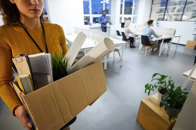 ¡Poca mother! Dona un riñón a su jefa y la despide del trabajo por faltar tras la cirugía