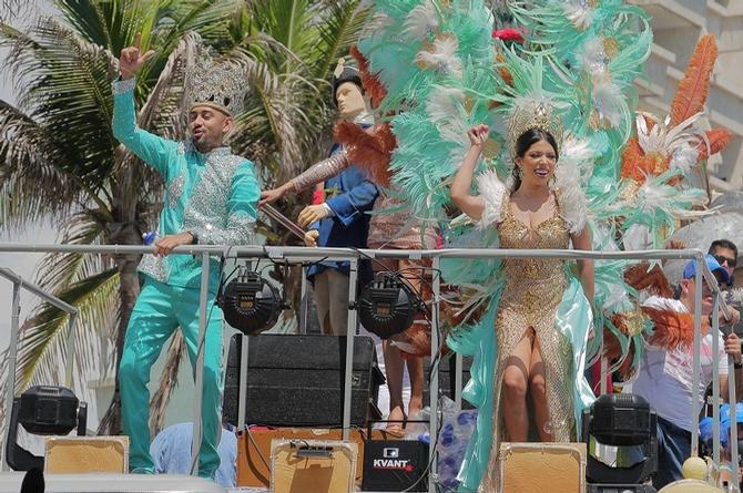 Imagen ¡Madres! Yeri MUA y Paponas no entregarán corona a los nuevos reyes del Carnaval de Veracruz