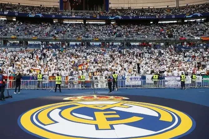 Detienen a futbolistas del Real Madrid por difundir contenido s3xual de una menor de edad 
