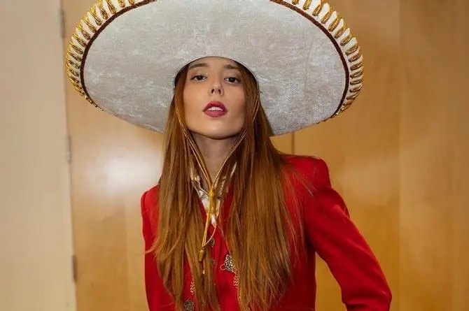 Majo Aguilar estrena su versión de 'Paloma Negra' (+video) 