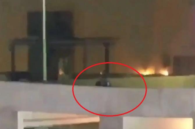 Imagen ¡Ay que rico! Captan a pareja haciendo 'el delicioso' en estacionamiento público (+video)