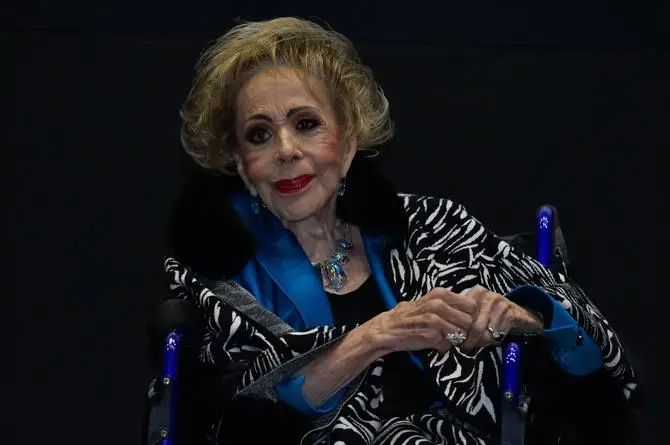 ¡Dato curioso! Estas celebridades han fallecido en día 28, como Silvia Pinal 