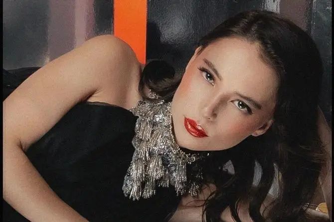 Majo Aguilar desata emoción pura en su nueva canción 'No pidas perdón' (+video)