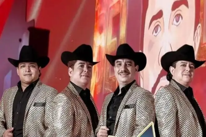 ¡Otra vez! Los Alegres del Barranco cantan tema dedicado a 'El Mencho' pese a investigación