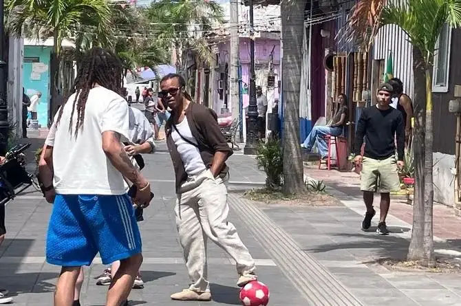 Así quedó el comercial que grabó Edgar Davids en La Huaca (*video)