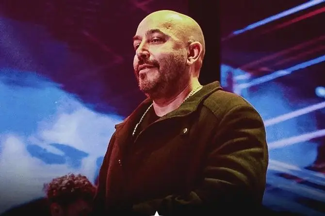 ¡Donde hubo fuego..! Lupillo Rivera se acuerda de Belinda en un live