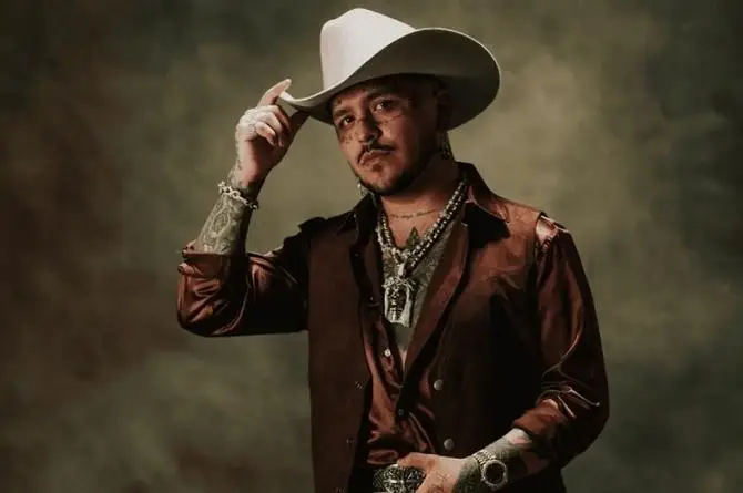 ¡Se acaban a Christian Nodal tras reveladora entrevista con Adela Micha! (+video)