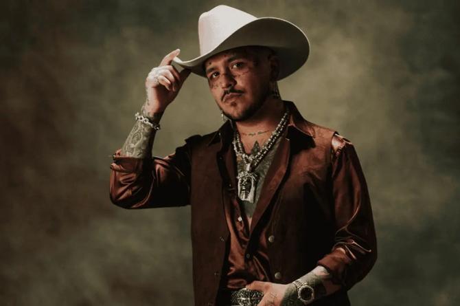 Podrían cancelar concierto de Nodal por señalamientos de presunta violencia vicaria 