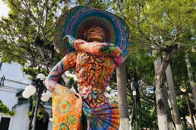 Instalarán catrinas gigantes en el Zócalo de Veracruz ¿Cuándo?