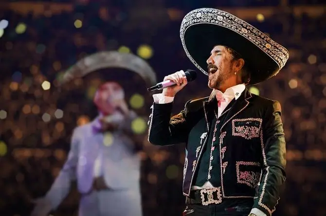 ¡Ay papáaaa! Alejandro Fernández en Veracruz con su tour 'De Rey a Rey'