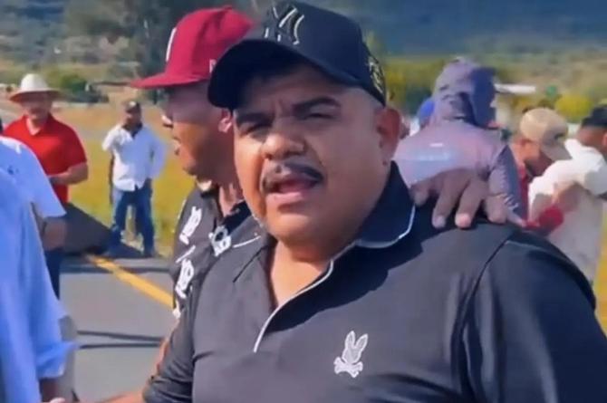Chuy Lizárraga se solidariza con los agricultores que bloquean carreteras