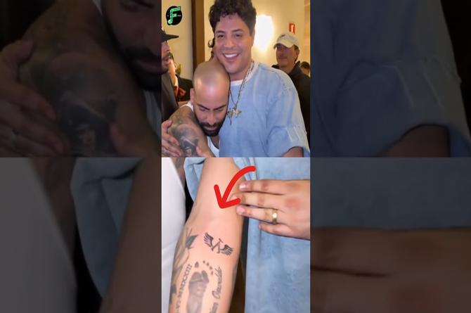 Eduin Caz se tatuó a reguetonero famoso
