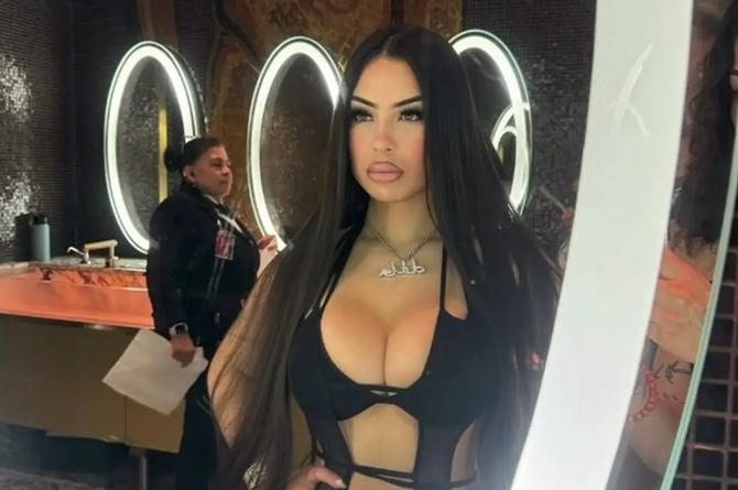 Asesinan a la cantante e influencer María de la Rosa 'Delarosa'