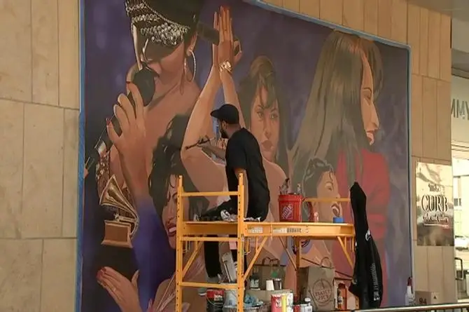 Nuevo mural y exhibición en Los Ángeles celebrarán el legado de Selena Quintanilla