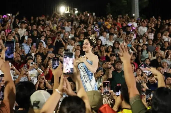 ¡Histórico! 347 mil tabasqueños en la bienvenida de Miss Universo Fátima Bosch (+fotos)