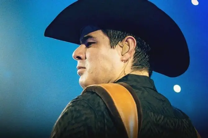 ¿Por qué Alfredo Olivas se retira de la música?