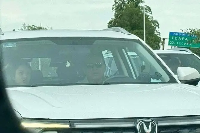 El Pulpo presenta a la nueva…  bailarina y aclara rumores ( video) 