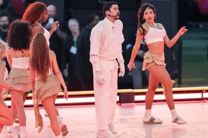 Bad Bunny electriza el Super Bowl 2026 con histórico show (+video/fotos)
