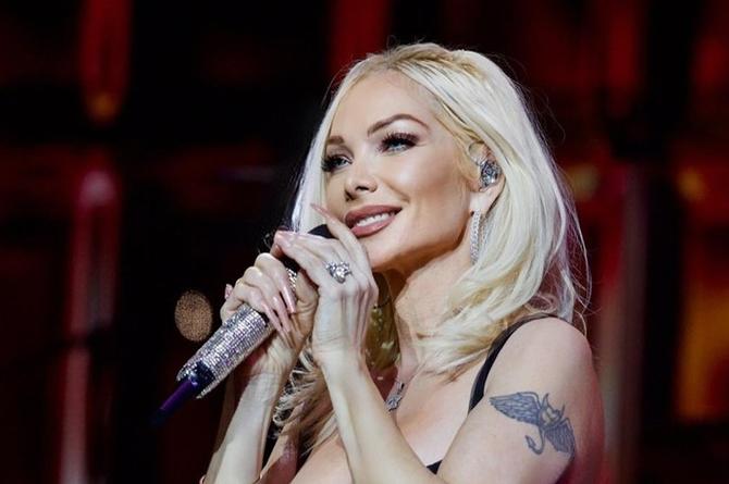 Marisela sufre accidente automovilístico ¡Este es su estado de salud!