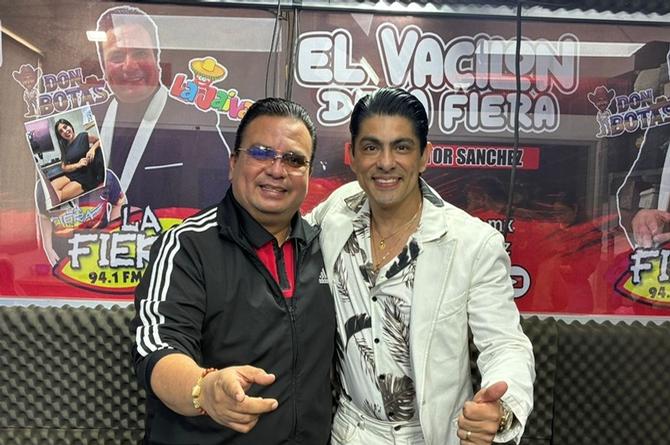 Víctor García y Víctor Sánchez se echan tremendo cotorreo en 'El Vacilón' de LA FIERA