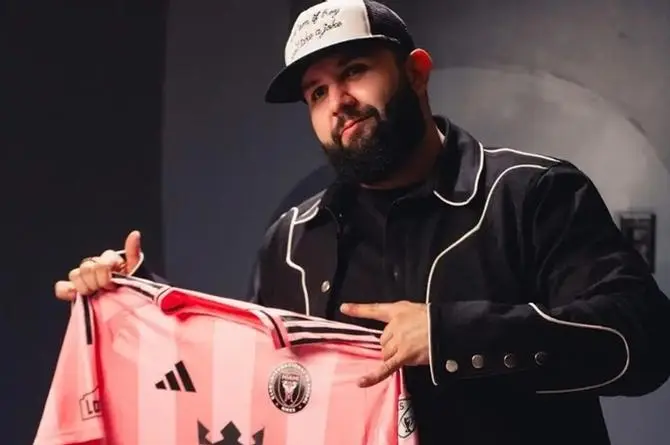 Carín León estrenará el estadio Nu del Inter Miami con un concierto