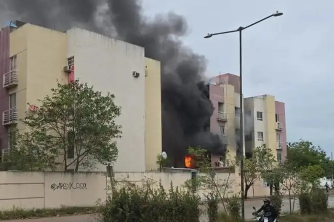 ¡Infierno en la torre! Explota edificio de departamentos en Veracruz (+video)