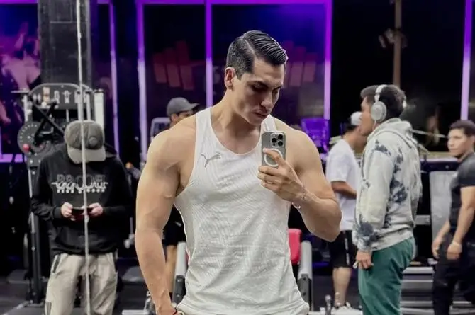 ¡Ay a pá: Atrinchérame! Funcionario municipal alborota las redes sociales (+fotos/video)