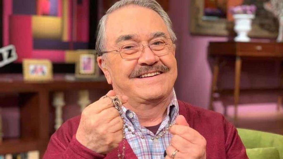 Famosos arremeten contra Pedrito Sola despues de hacer comentario sobre envenenar perritos