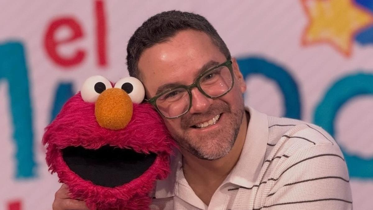 ¡Keeeee! Conductor de TV se hace prueba de embarazo ¡Y explica por qué! (+video)