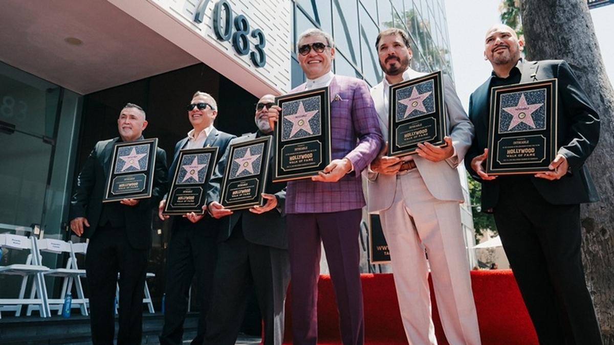 Intocable recibe una estrella en el Paseo de la Fama de Hollywood (+fotos)