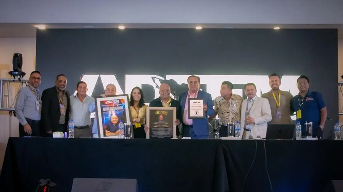 ADEEM reconoce a líderes que han marcado la radio y el entretenimiento en México
