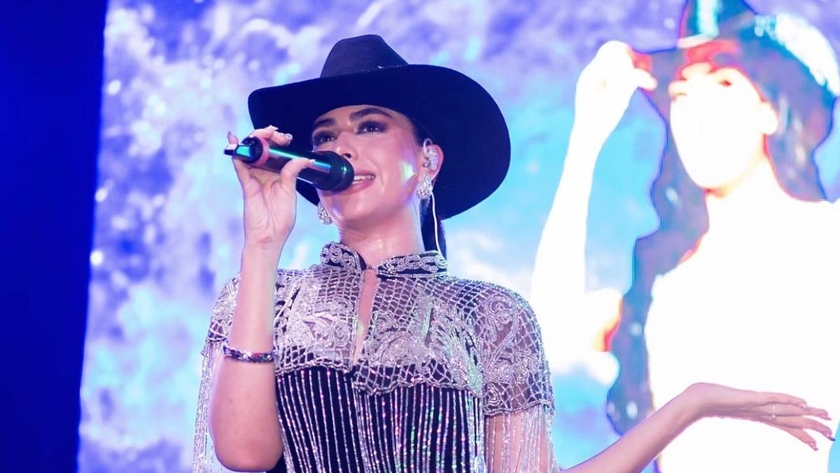 ¡VIKA VALLES ESTRENA “FUE UN PLACER 27”! La cantante apuesta por una historia de amor que promete conquistar