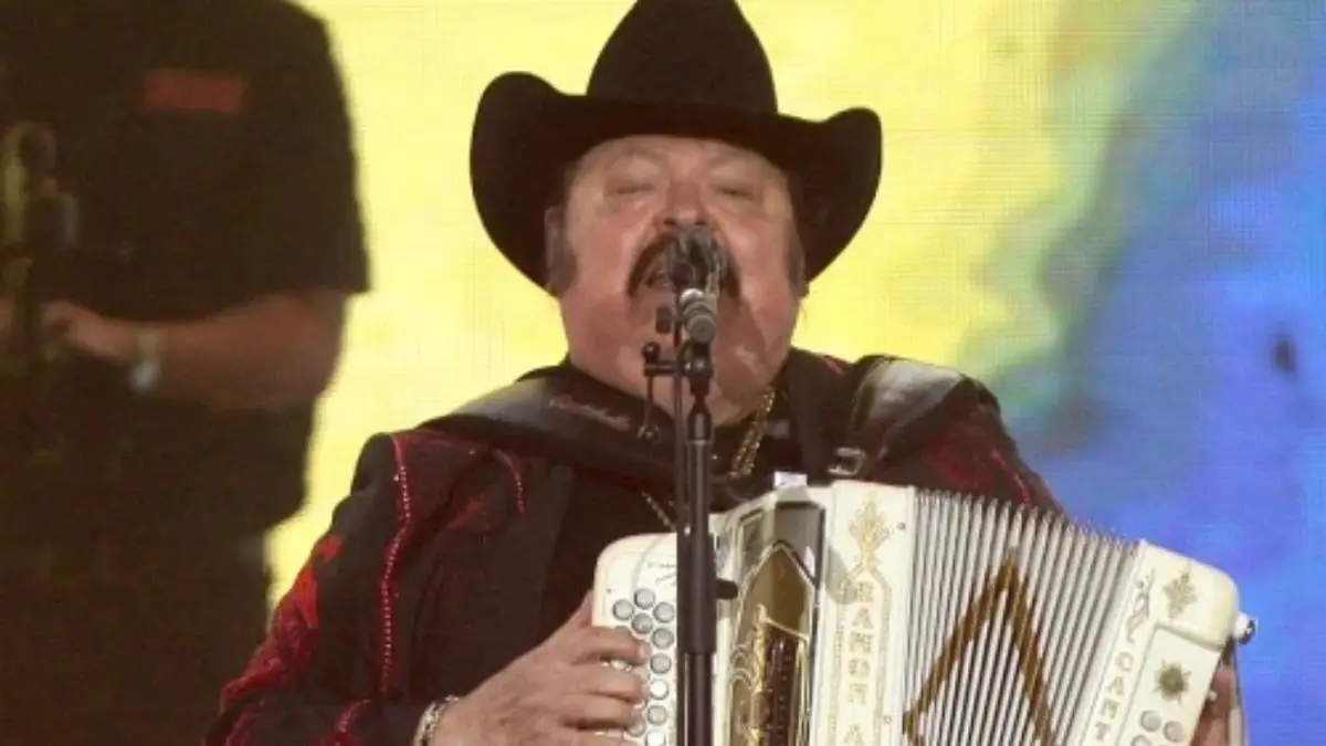 Don Ramón Ayala habría sido hospitalizado tras fuerte accidente